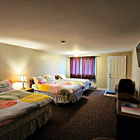 Fundy Line Motel Miramichi Exterior foto